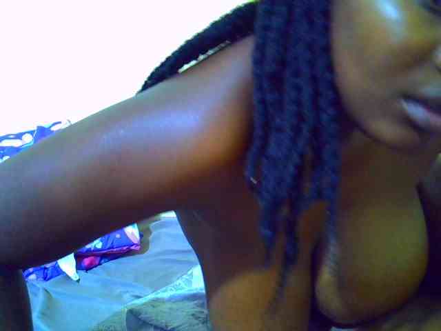Molly-22 webcam