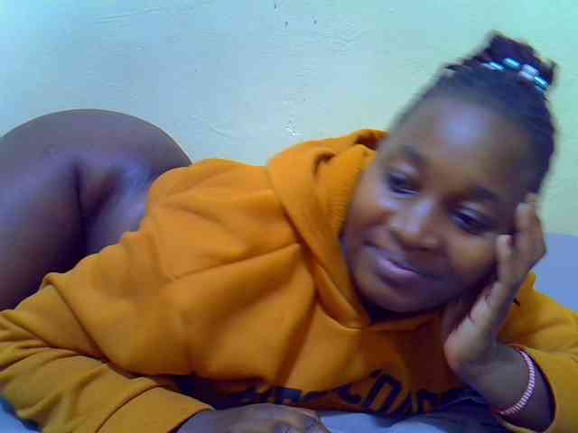 Molly-22 webcam