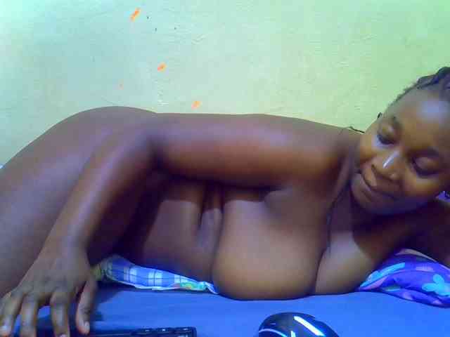 Molly-22 webcam