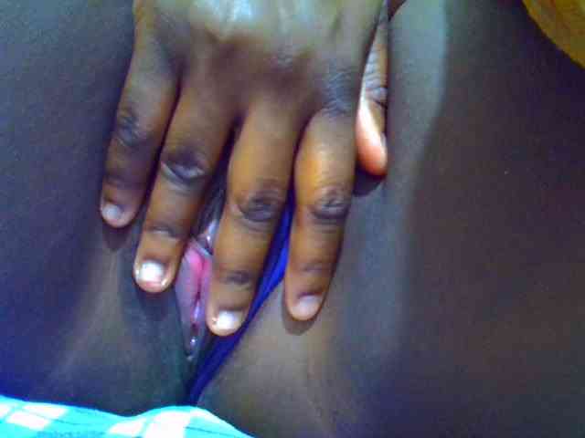 Molly-22 webcam