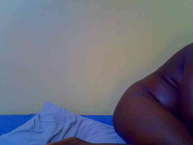 Molly-22 webcam
