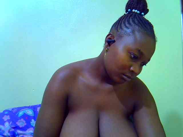 Molly-22 webcam