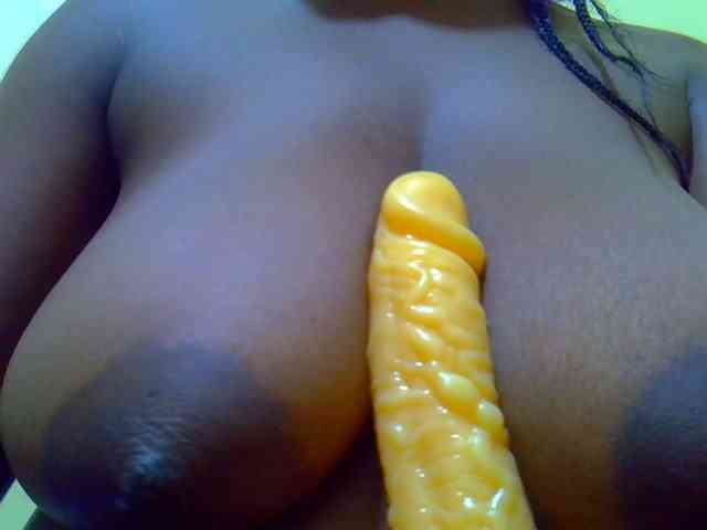 Molly-22 webcam