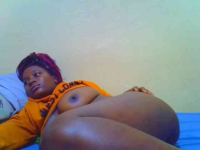 Molly-22 webcam