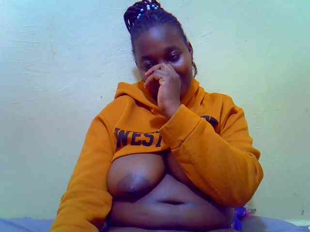 Molly-22 webcam