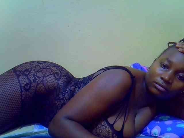 Molly-22 webcam