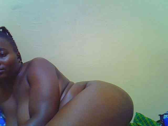 Molly-22 webcam