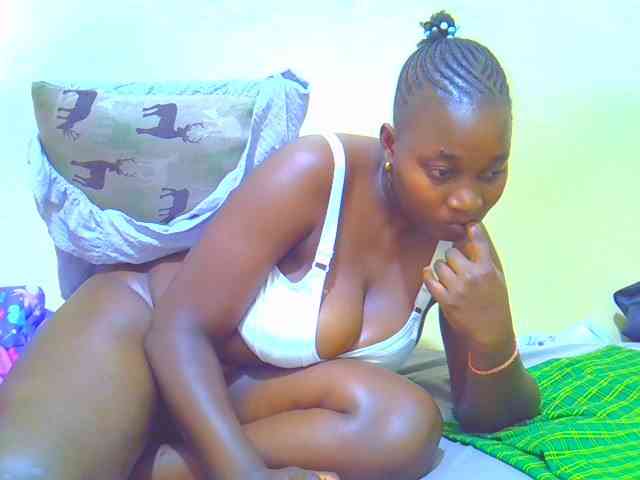 Molly-22 webcam