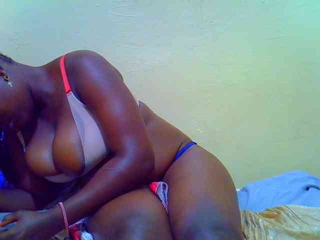 Molly-22 webcam