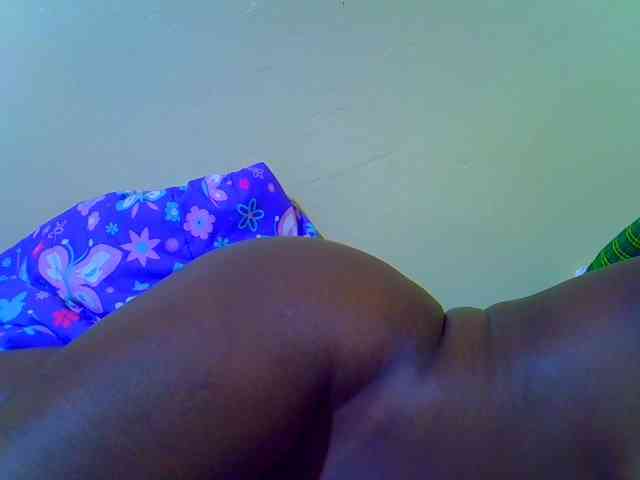 Molly-22 webcam