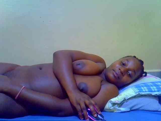 Molly-22 webcam