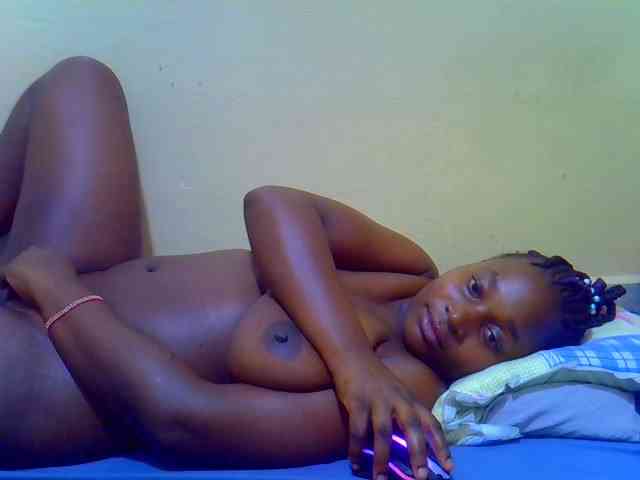 Molly-22 webcam