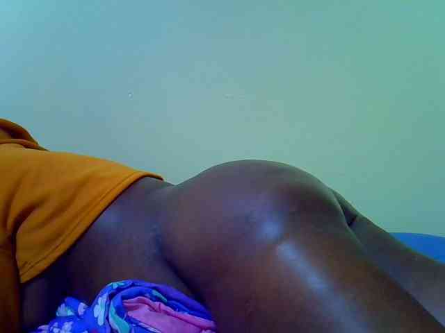 Molly-22 webcam