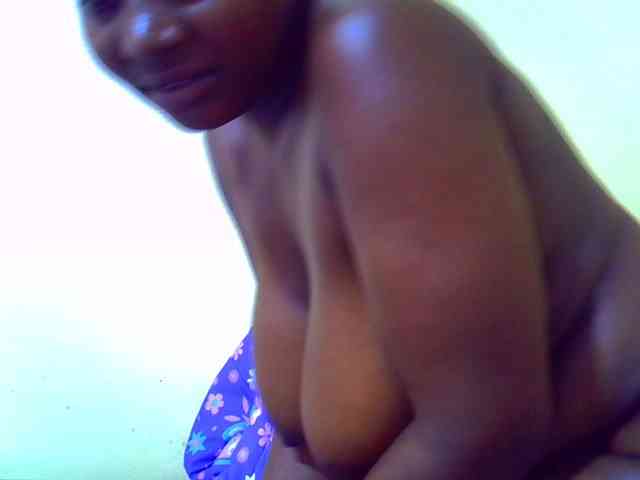 Molly-22 webcam