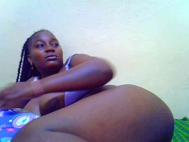 Molly-22 webcam