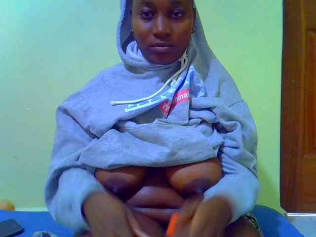 Molly-22 webcam