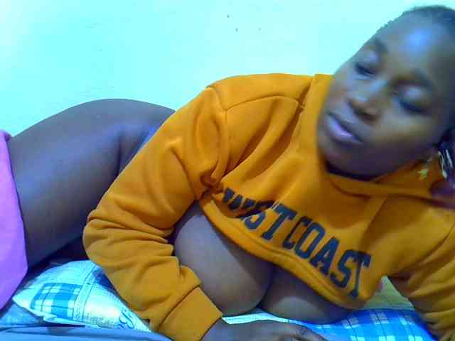 Molly-22 webcam