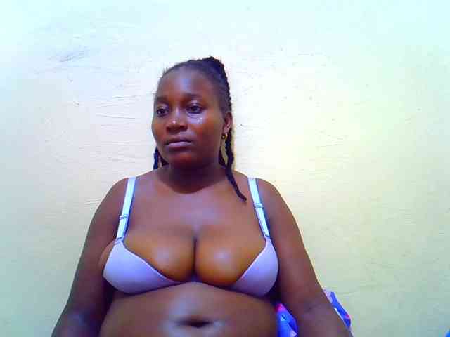 Molly-22 webcam