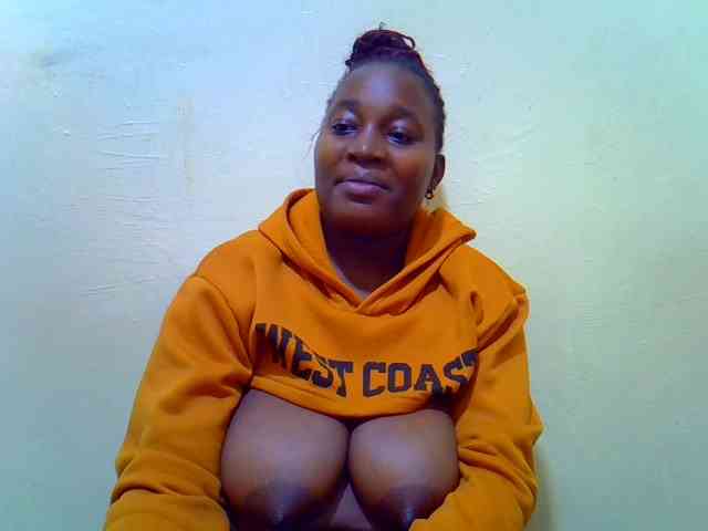 Molly-22 webcam