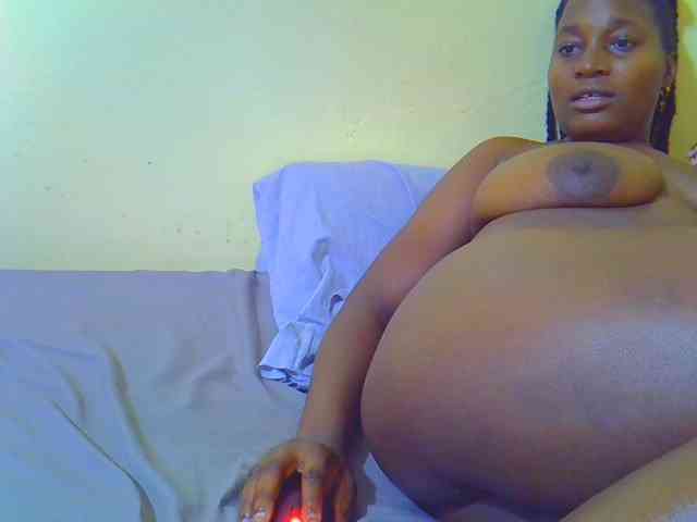 Molly-22 webcam
