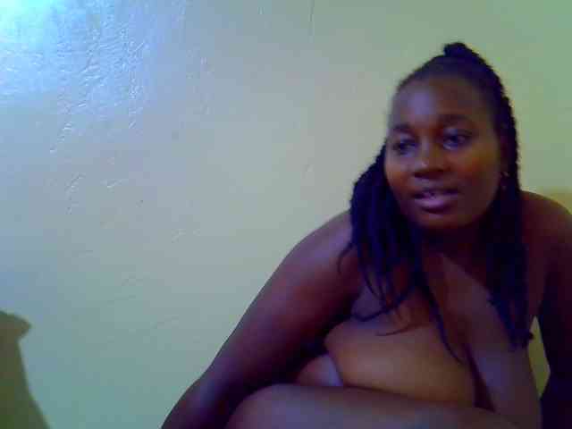 Molly-22 webcam