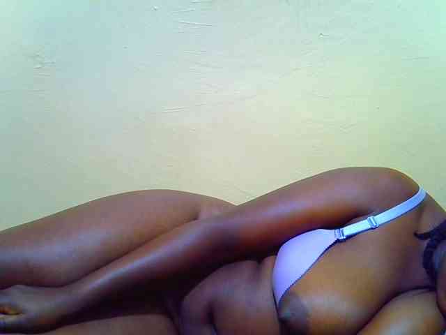 Molly-22 webcam