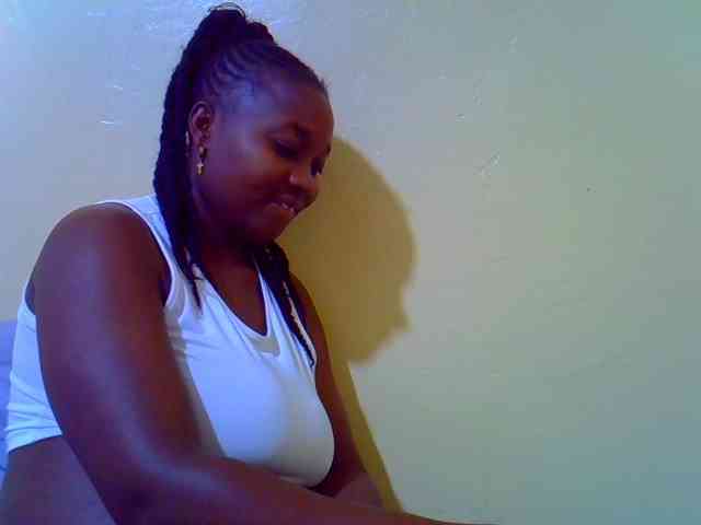 Molly-22 webcam