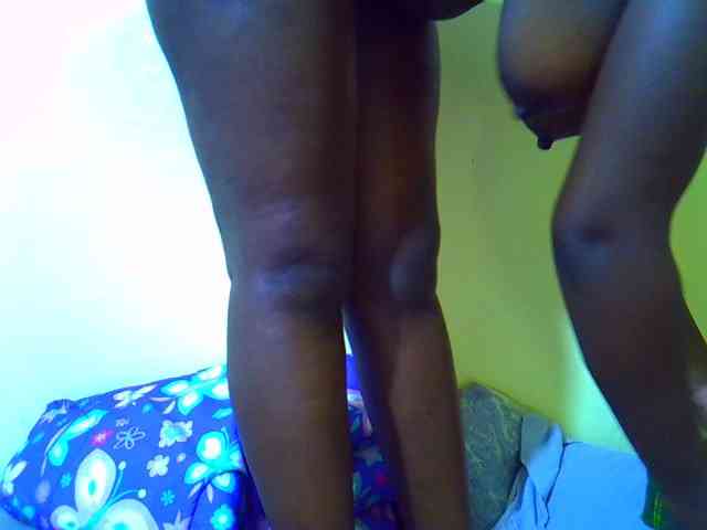 Molly-22 webcam