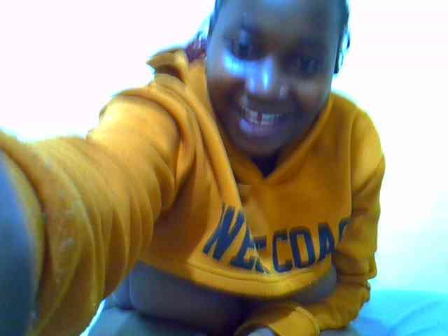 Molly-22 webcam