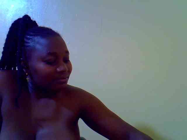 Molly-22 webcam