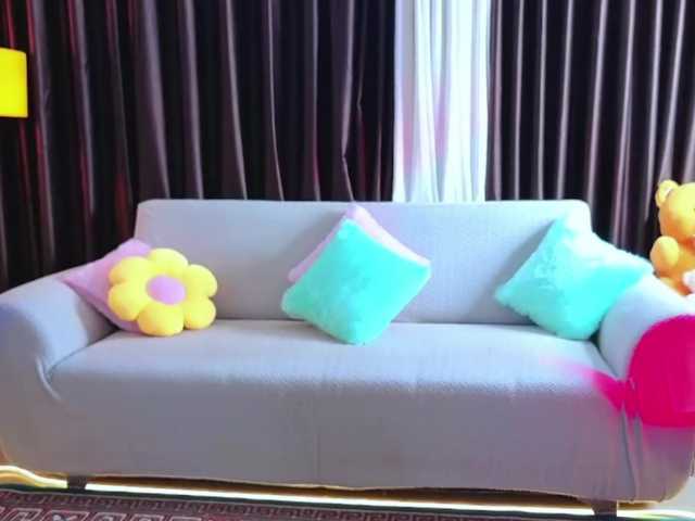 ZoyaPK live cam