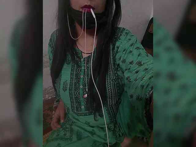 ZoyaPK webcam
