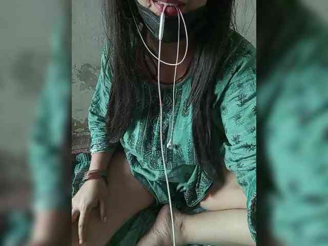 ZoyaPK webcam