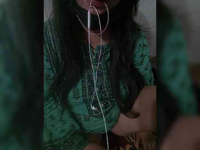 ZoyaPK webcam
