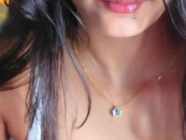 ZoyaPK webcam