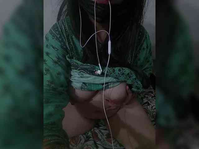 ZoyaPK webcam
