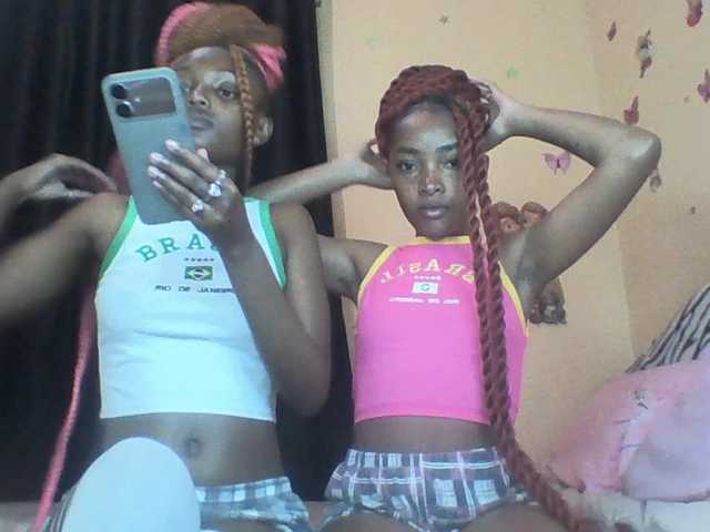 Twintribe live cam on BongaCams
