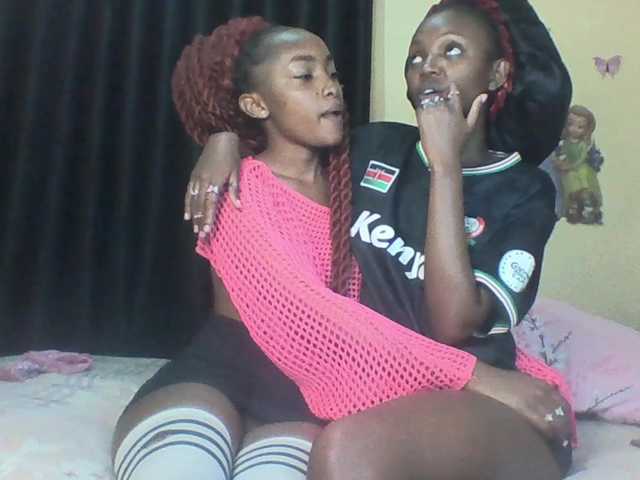 Twintribe live cam on BongaCams