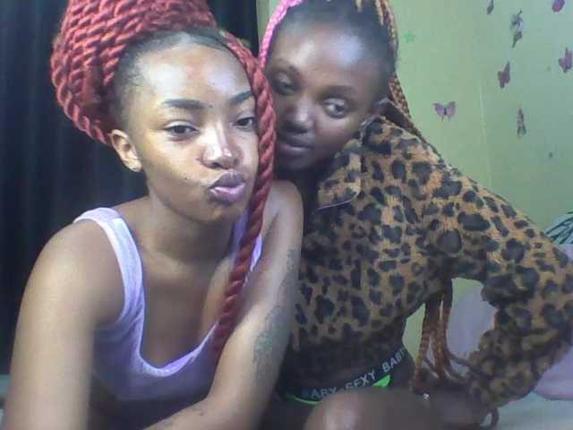 Twintribe live cam on BongaCams