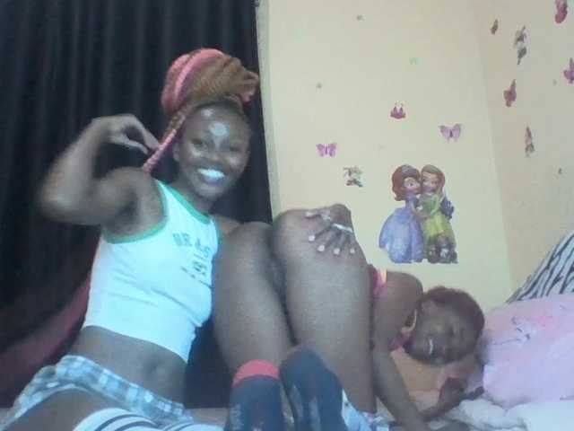 Twintribe live cam on BongaCams