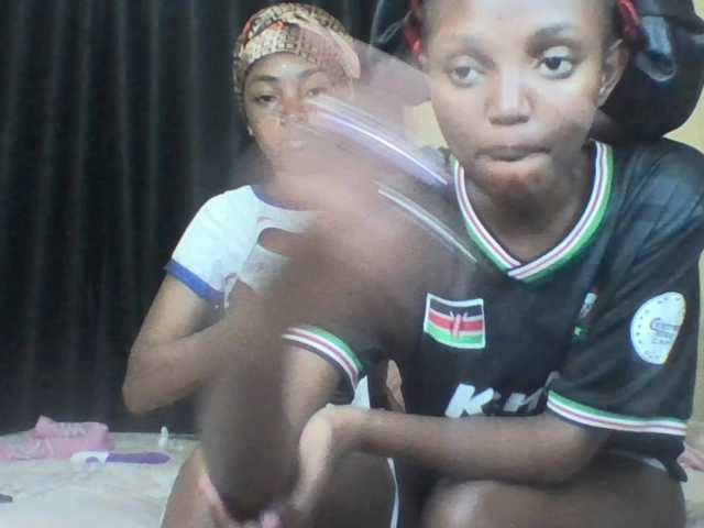 Twintribe live cam on BongaCams