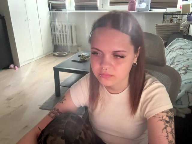 AbbyTeen live cam on BongaCams