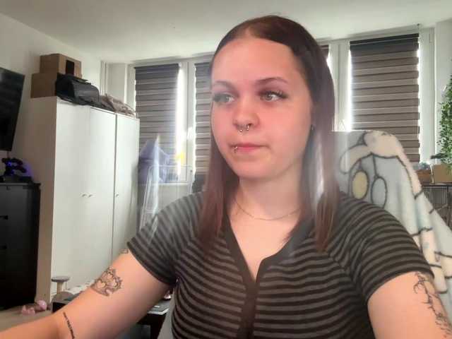 AbbyTeen live cam on BongaCams