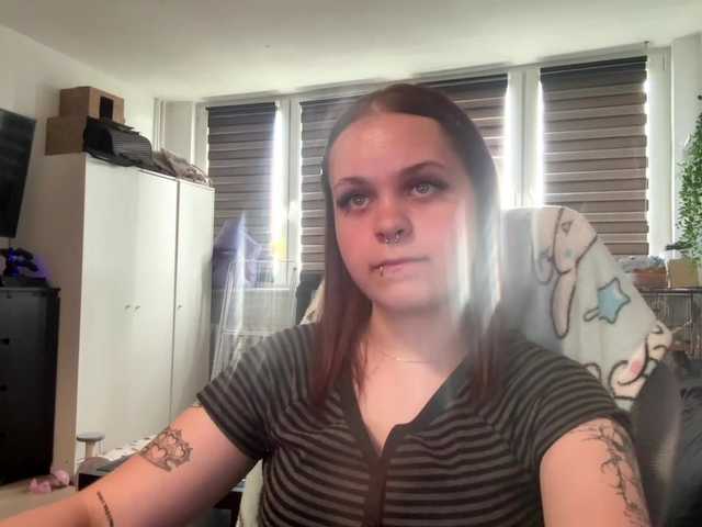 AbbyTeen live cam on BongaCams