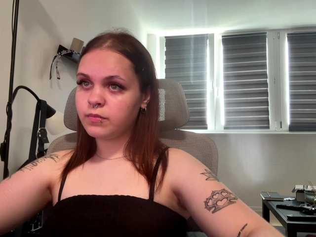 AbbyTeen live cam on BongaCams