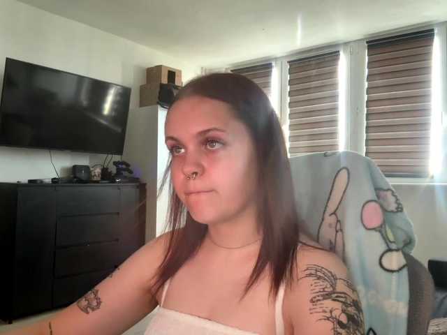 AbbyTeen live cam on BongaCams