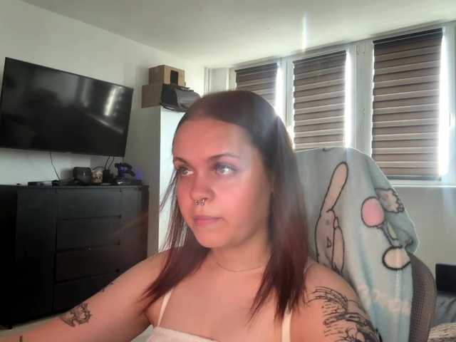 AbbyTeen live cam on BongaCams