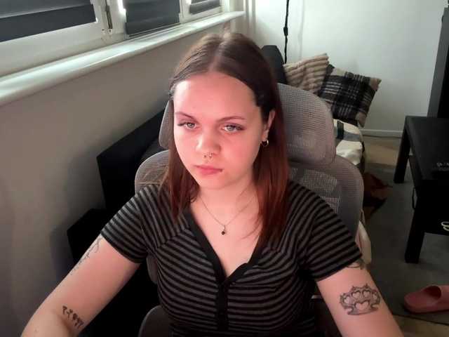 AbbyTeen live cam on BongaCams
