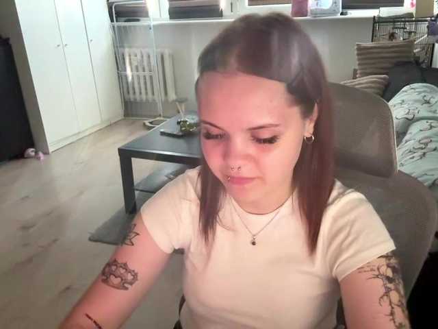 AbbyTeen live cam on BongaCams