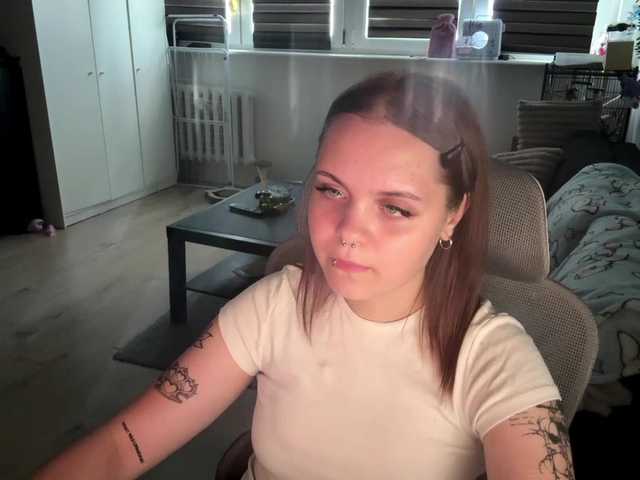 AbbyTeen live cam on BongaCams
